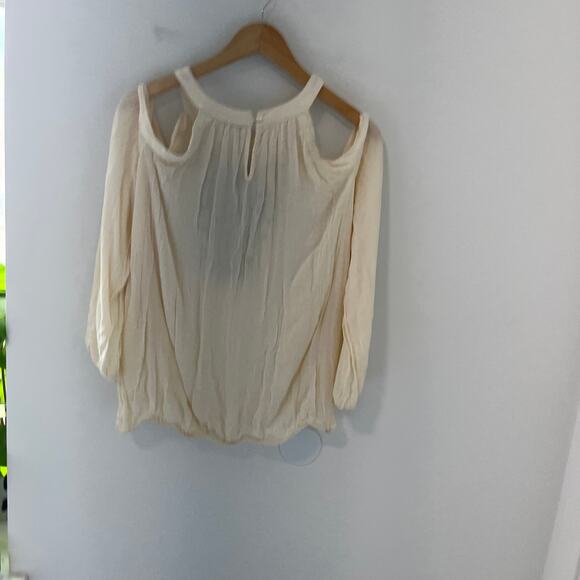 C Wonder Embroidery Cold Shoulder Blouse Size XL - Picture 5 of 5